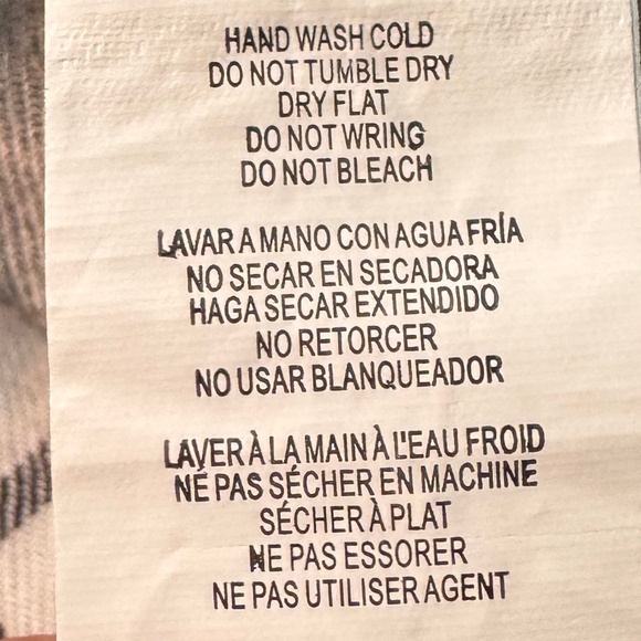 Altar'd State Long-Sleeve Plaid Grey and White Shirt Button-Down with Pocket EUC - Picture 8 of 10